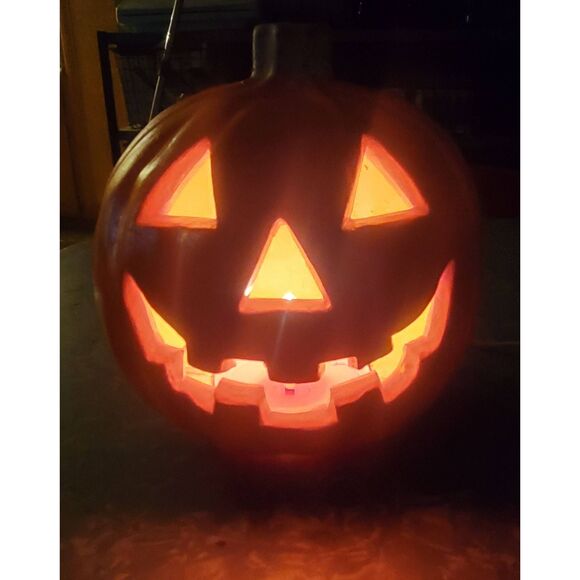 Vintage1998 Foam Blow Mold Jack-O Lantern Halloween Pumpkin By The Paper Magic G - Picture 3 of 3